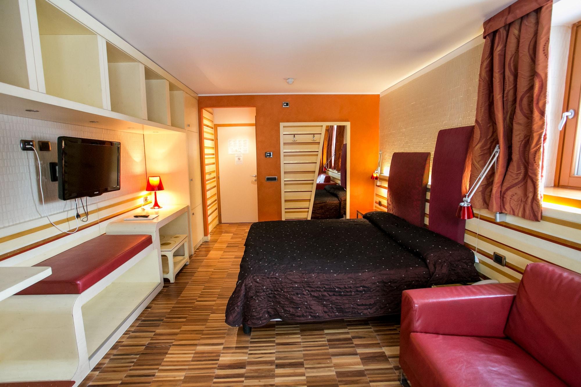 מדונה די קמפיליו Design Oberosler Hotel מראה חיצוני תמונה