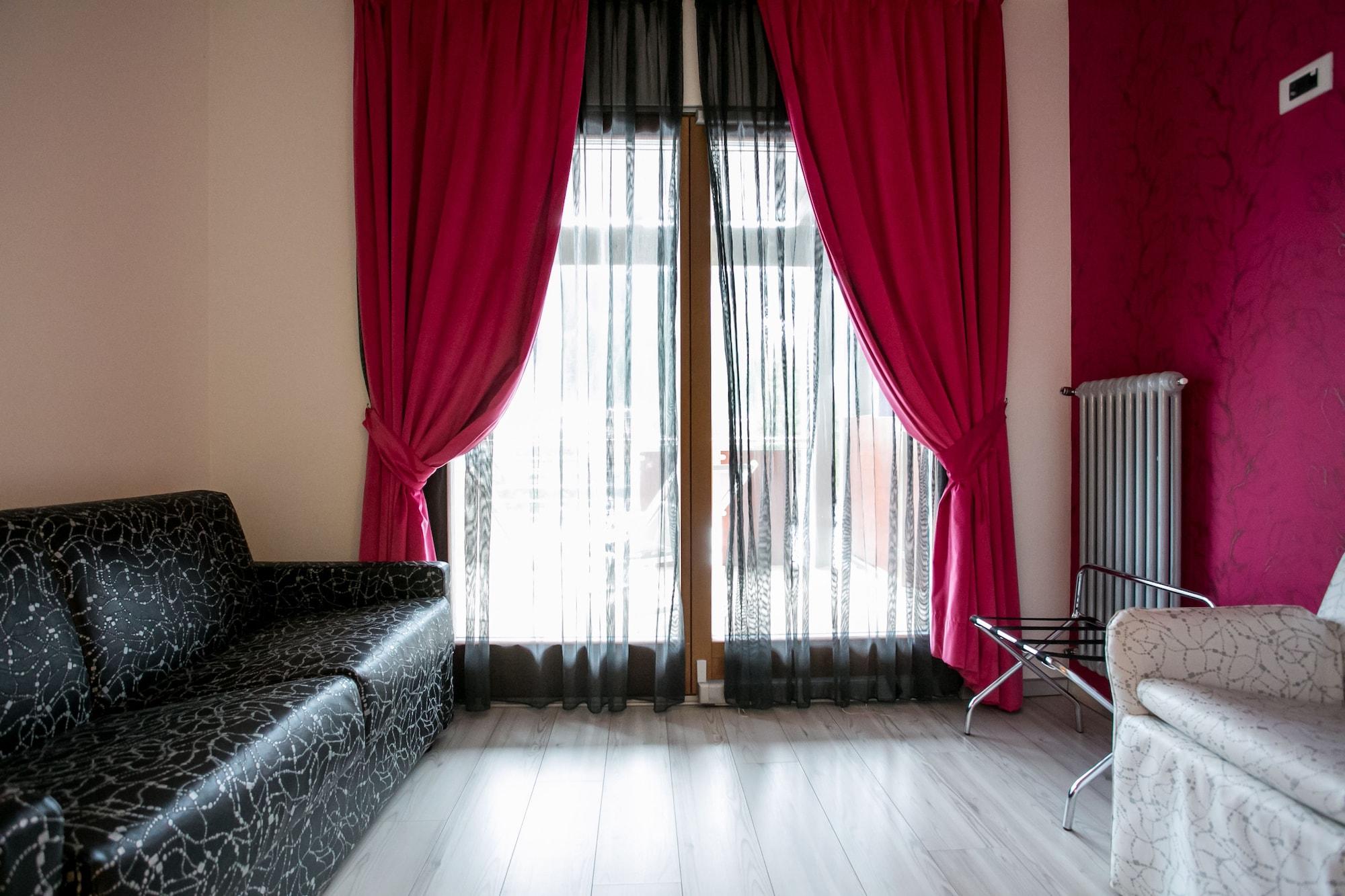 מדונה די קמפיליו Design Oberosler Hotel מראה חיצוני תמונה