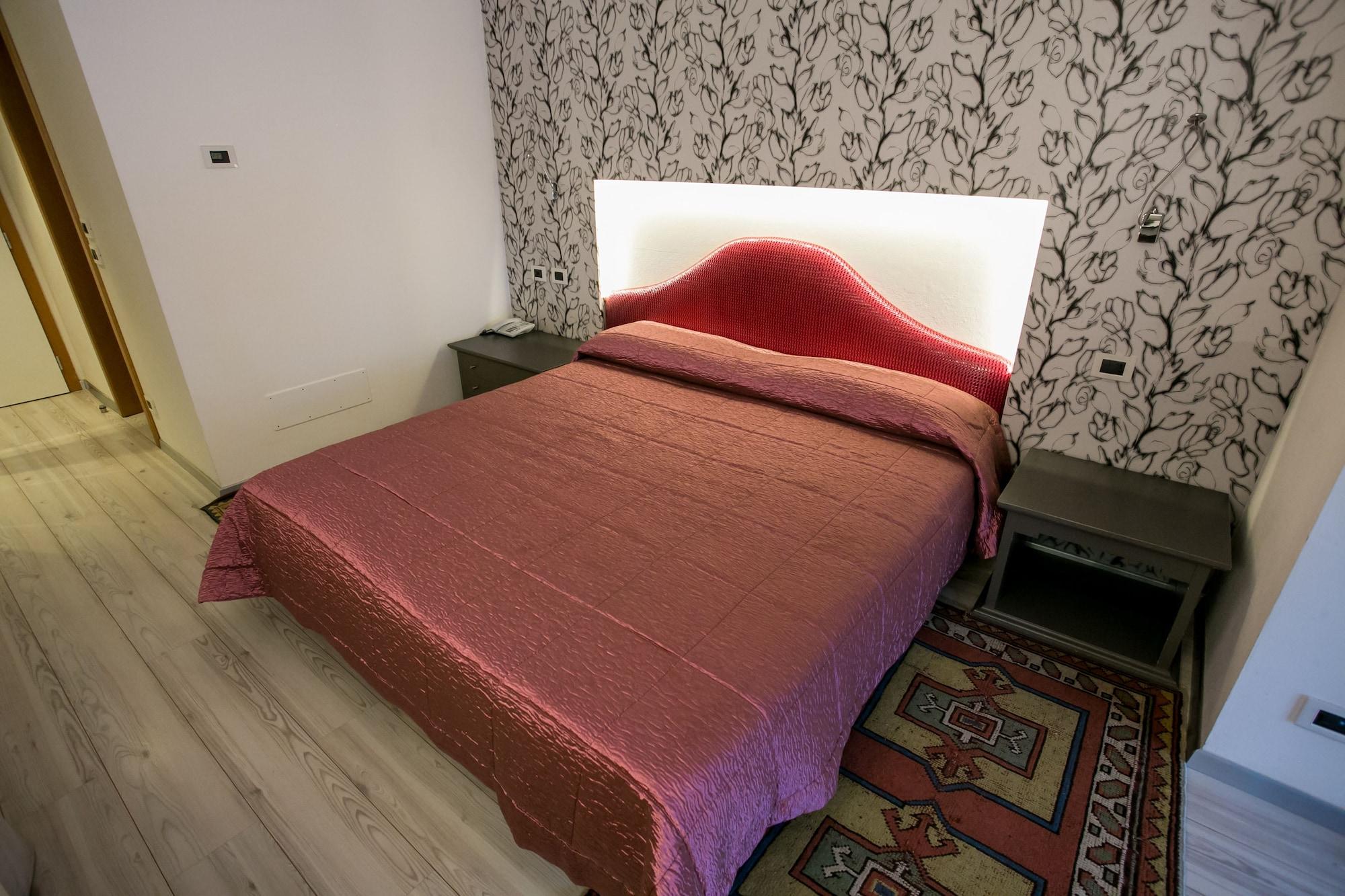 מדונה די קמפיליו Design Oberosler Hotel מראה חיצוני תמונה