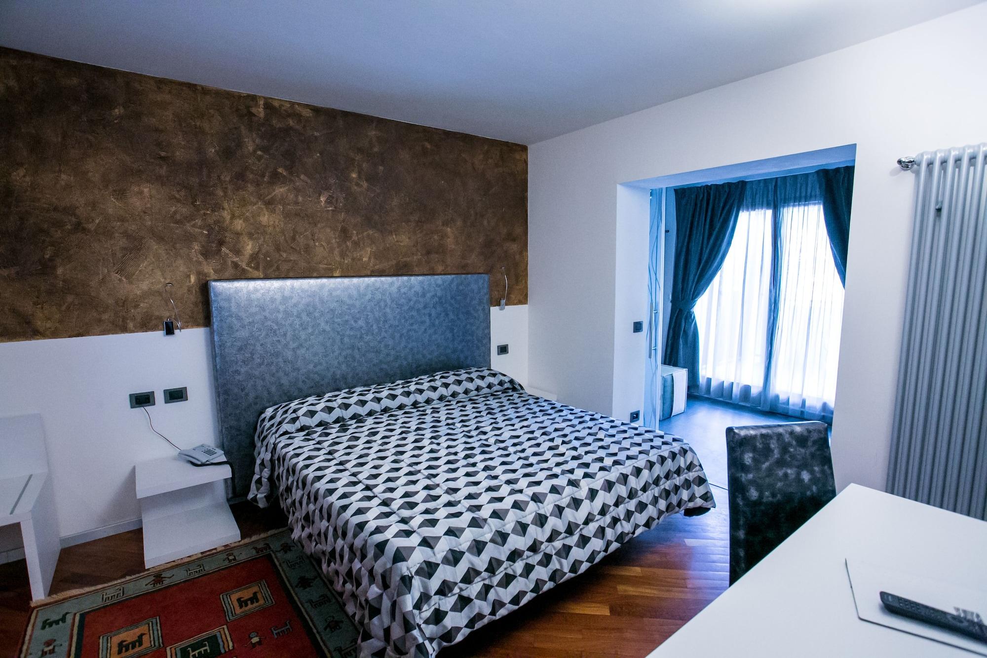 מדונה די קמפיליו Design Oberosler Hotel מראה חיצוני תמונה