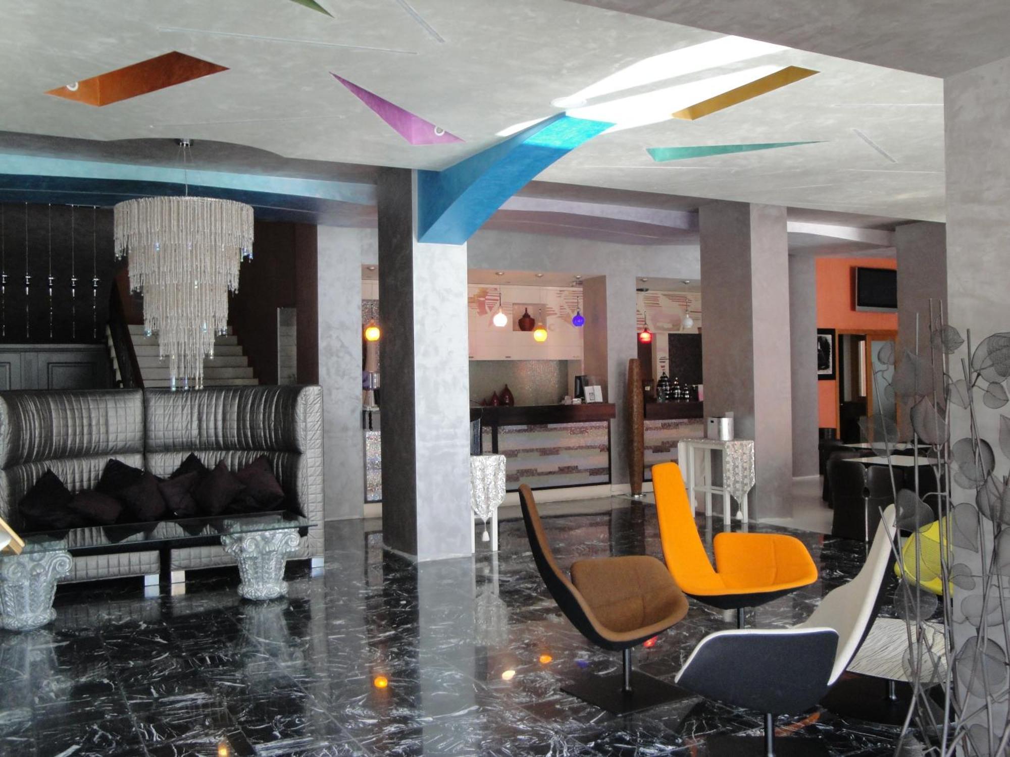 מדונה די קמפיליו Design Oberosler Hotel מראה חיצוני תמונה