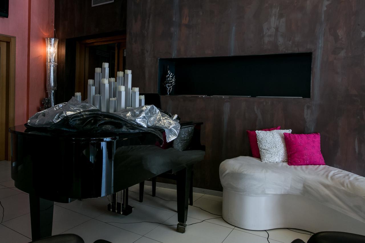 מדונה די קמפיליו Design Oberosler Hotel מראה חיצוני תמונה